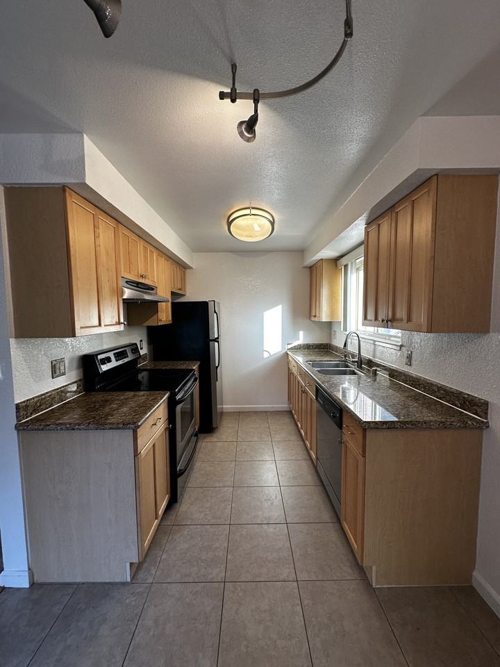 55 Fairmount Ave #1 - Photo 6 of 14