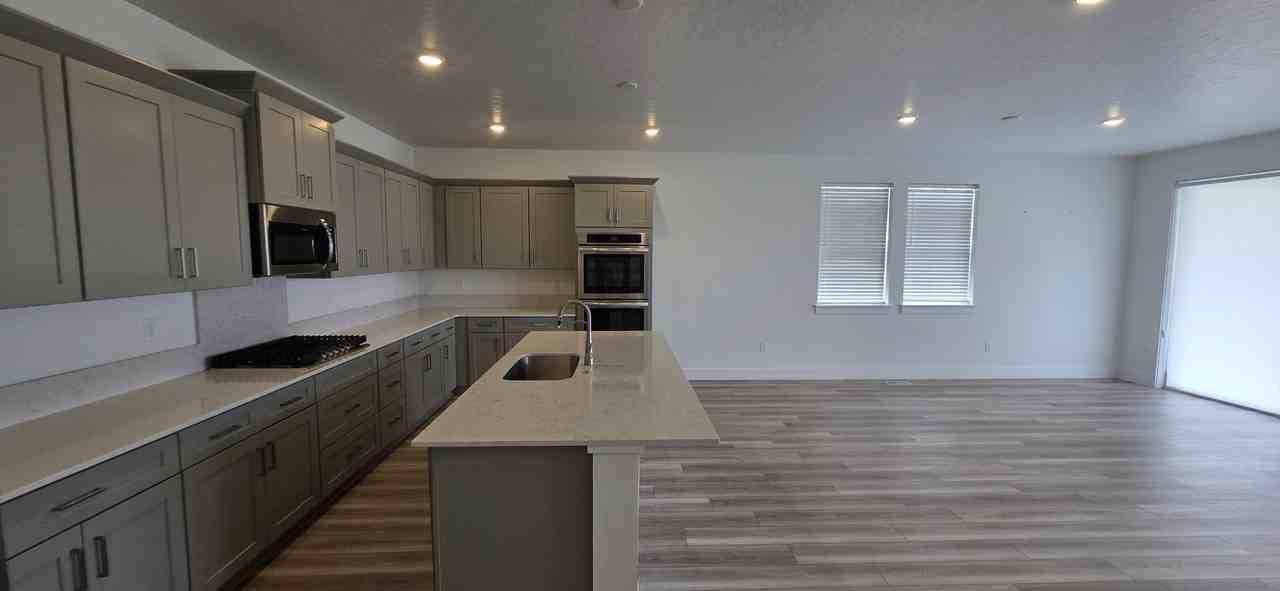 5435 E Victoria Falls Dr #1 - Photo 7 of 26