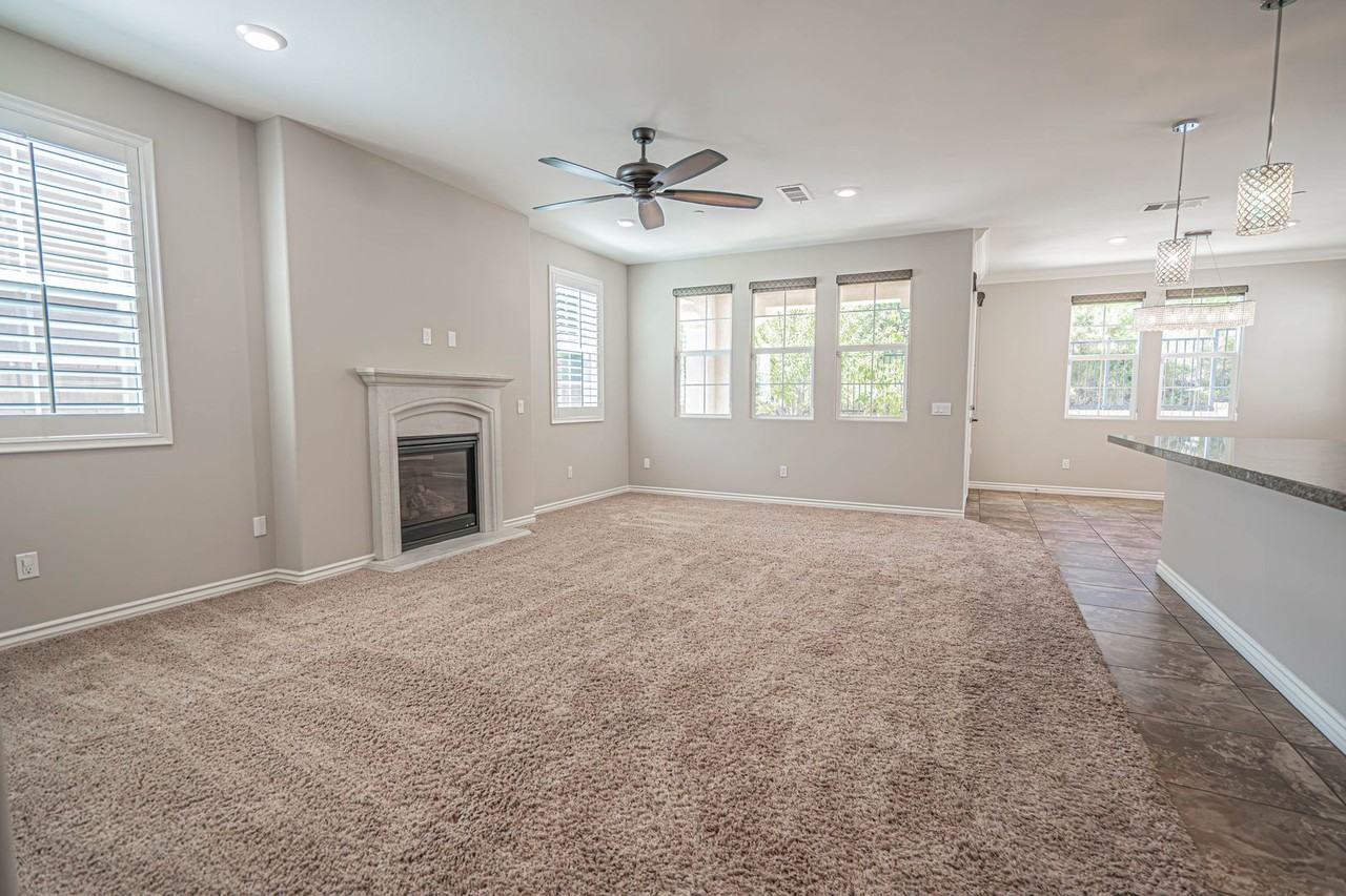 29052 N West Hills Dr - Photo 5 of 36