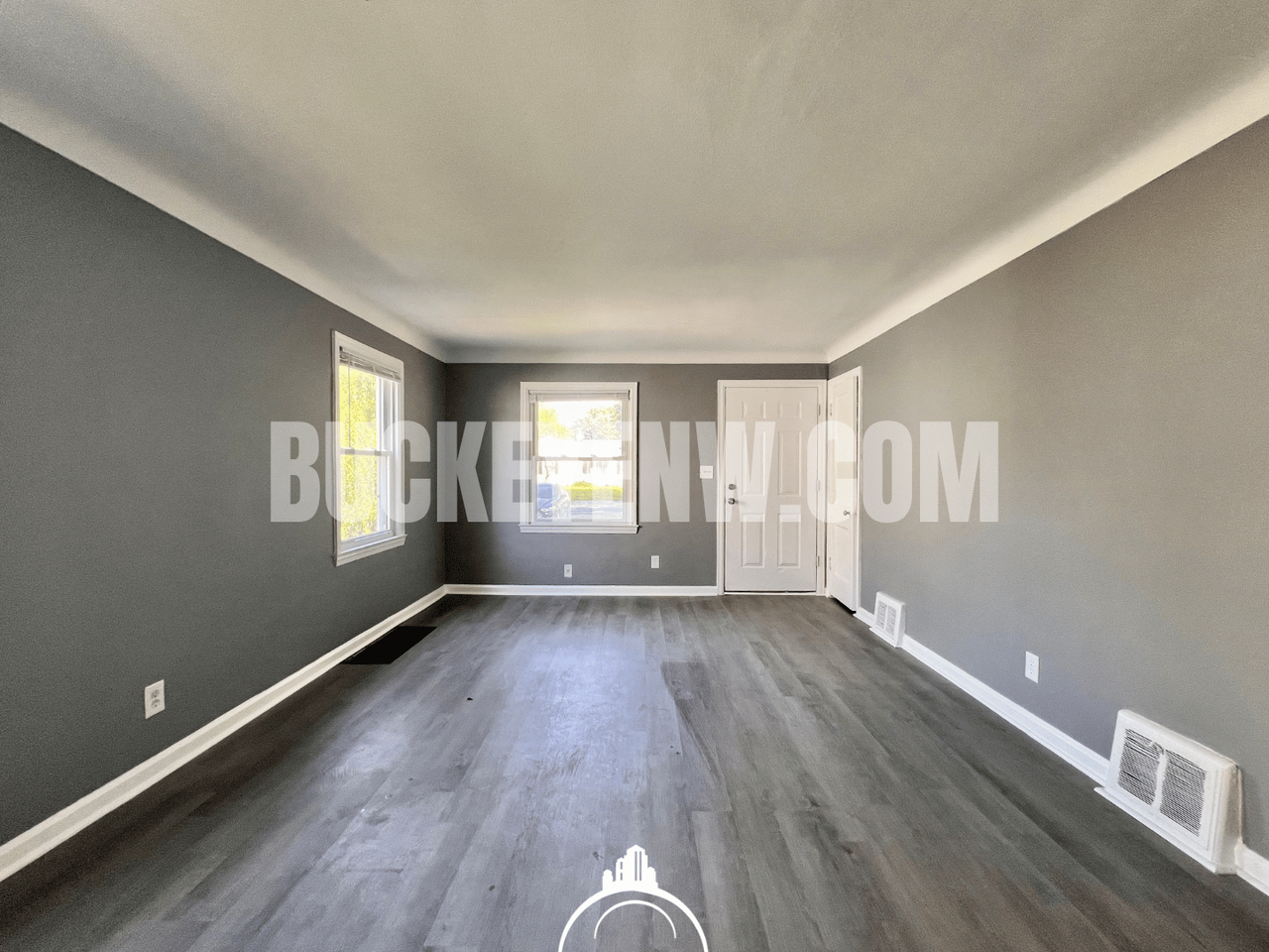 4113 Vogel Dr - Photo 4 of 19