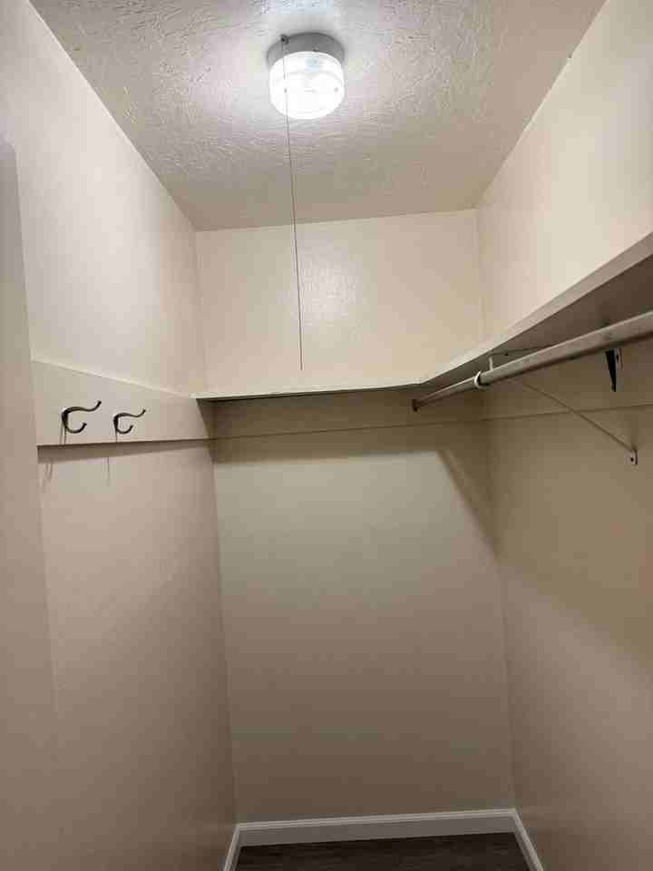 0753 - 216 W Sac - Photo 6 of 21