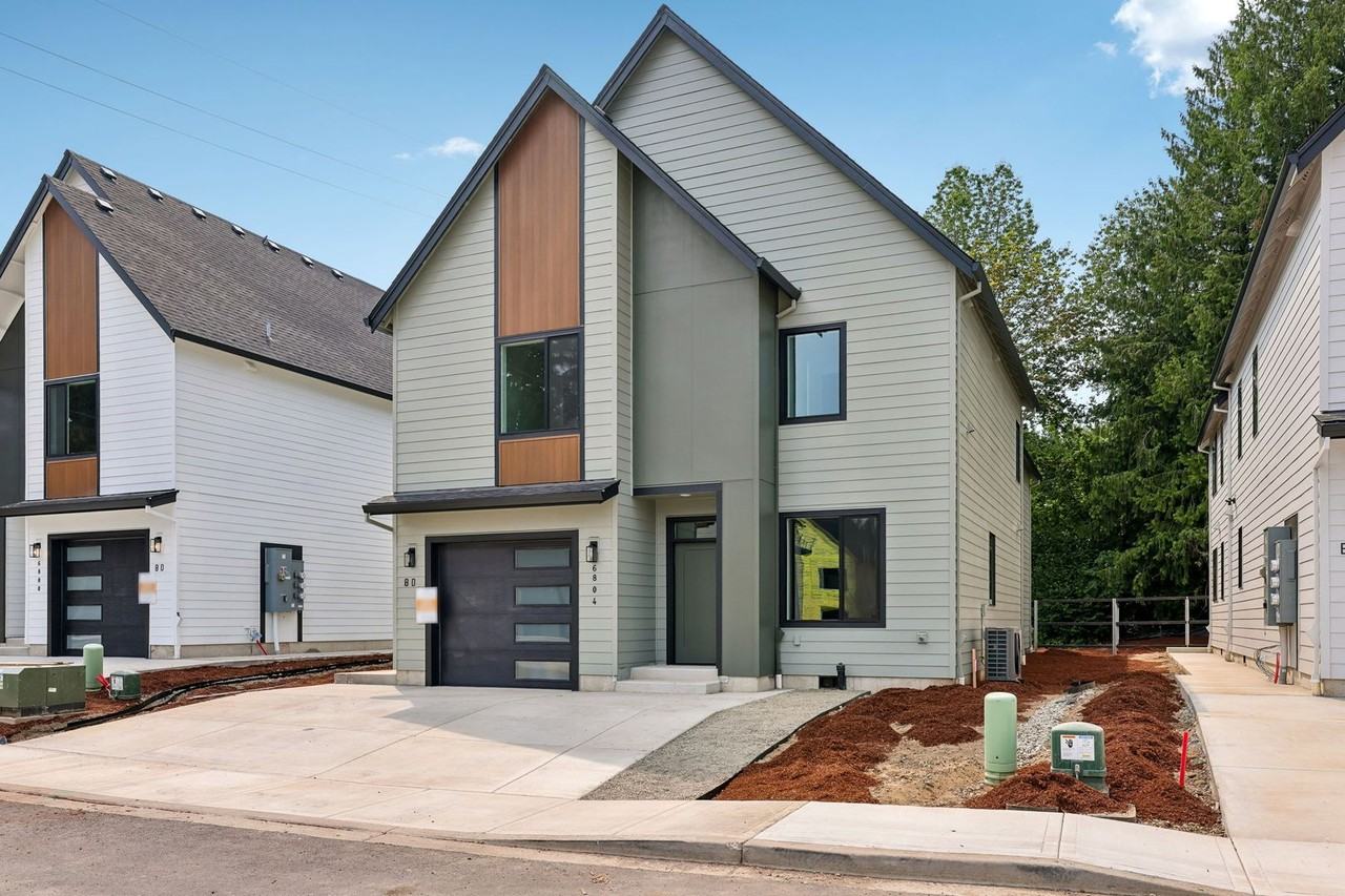 Obsidian Heights - Photo 4 of 50