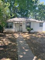 featured image of 1011 S Rinker Ave