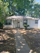 1011 S Rinker Ave - Photo 1 of 1