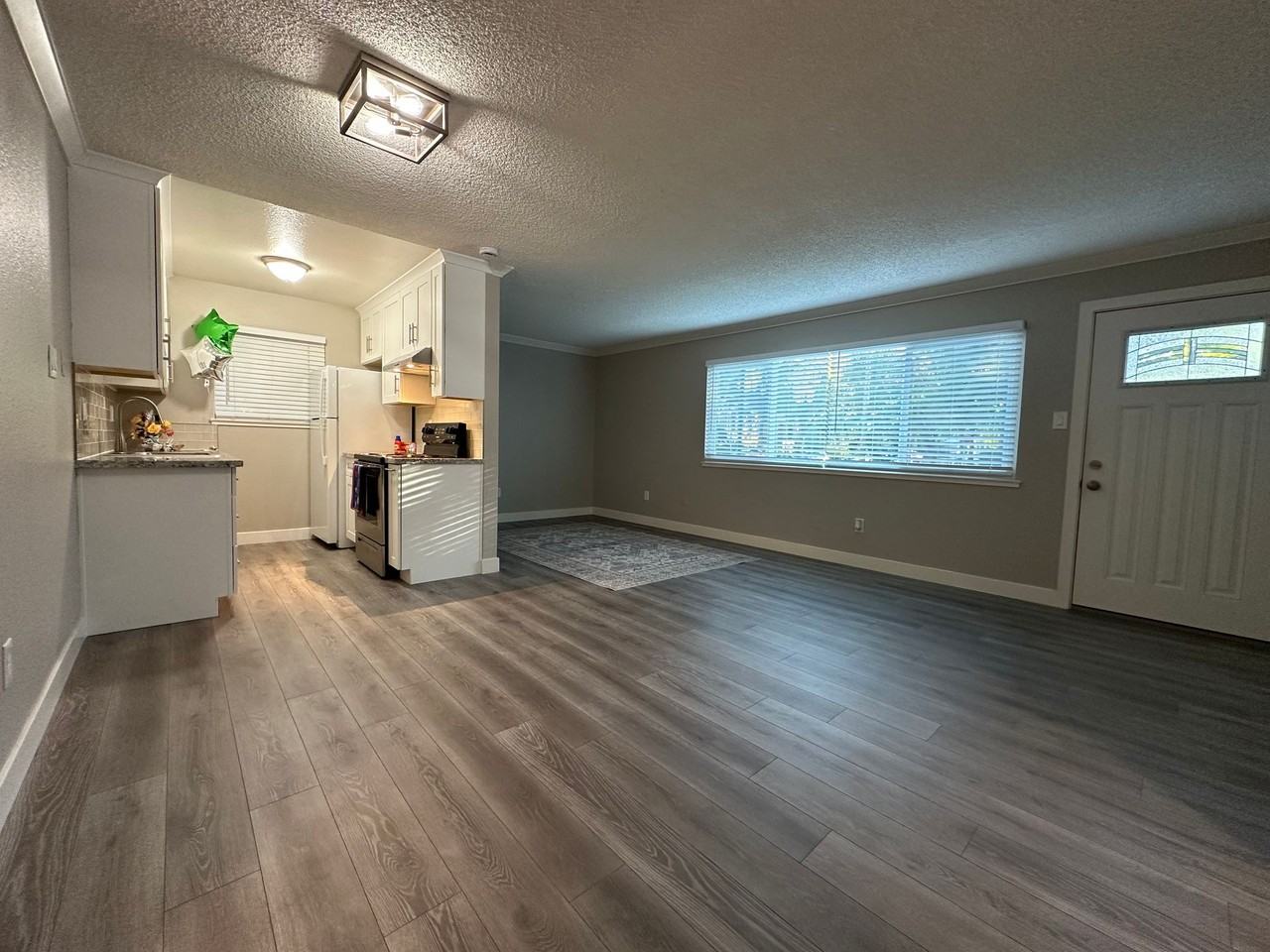 1725 O St #1 - Photo 6 of 31