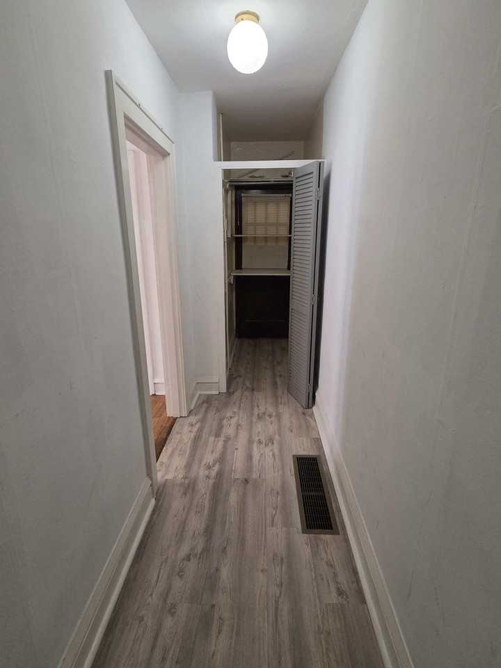 1404 Woodland Dr #1N - Photo 7 of 22