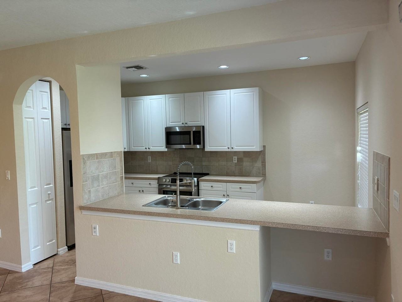 101 Lake Monterey Circle - Photo 3 of 7