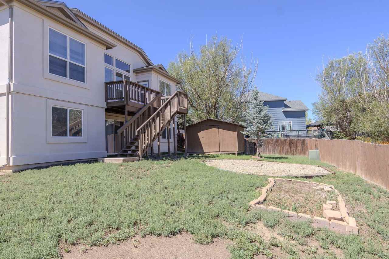 8179 Meadowcrest Dr - Photo 2 of 28