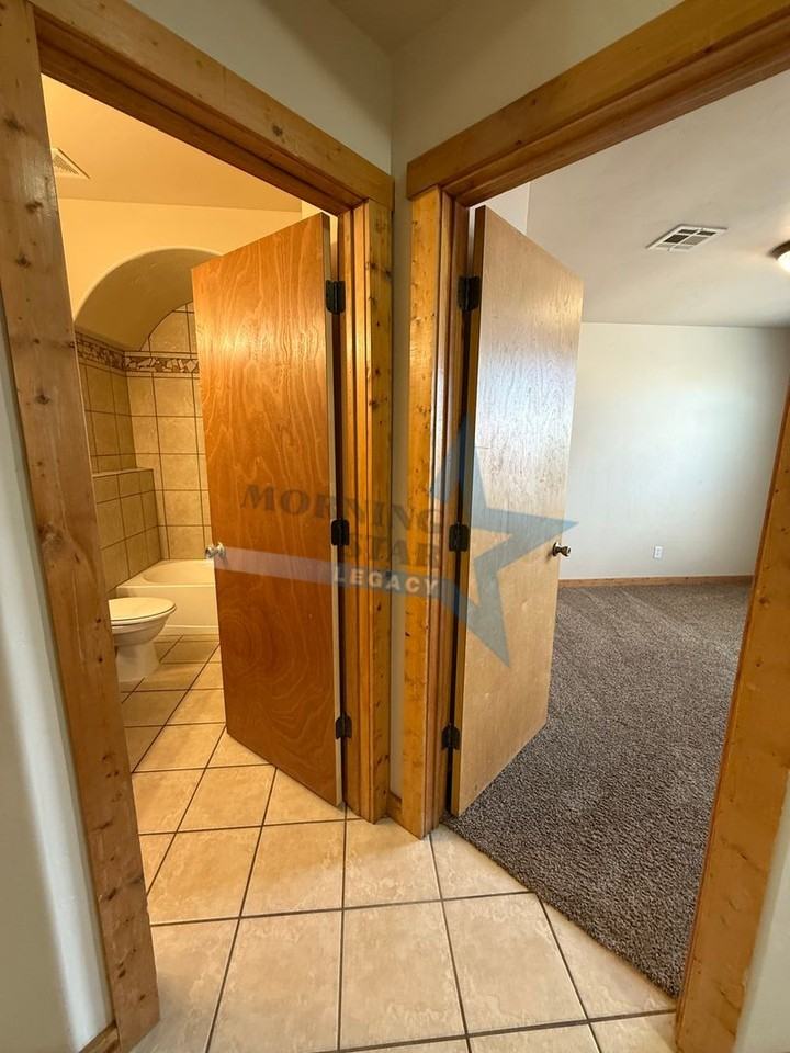 3008 Escenico Ct - Photo 7 of 36
