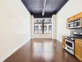 1600 Chestnut St - Photo 1 of 1