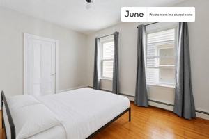 featured image of 71 School St #B