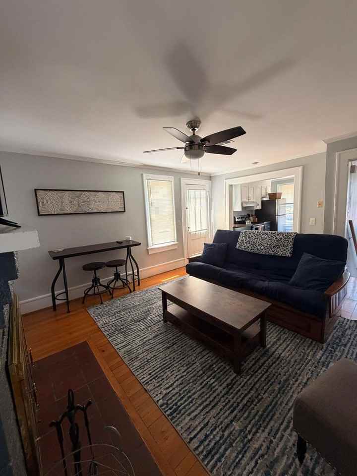 22 W Earle Street - Photo 3 of 15