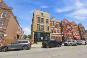 featured image of 1854 W 18th St #1R