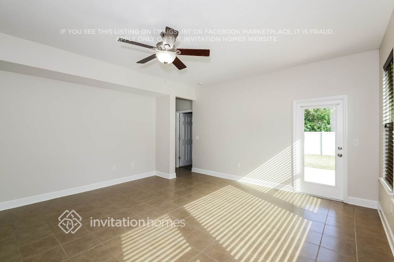 743 116th Ct Ne - Photo 4 of 17