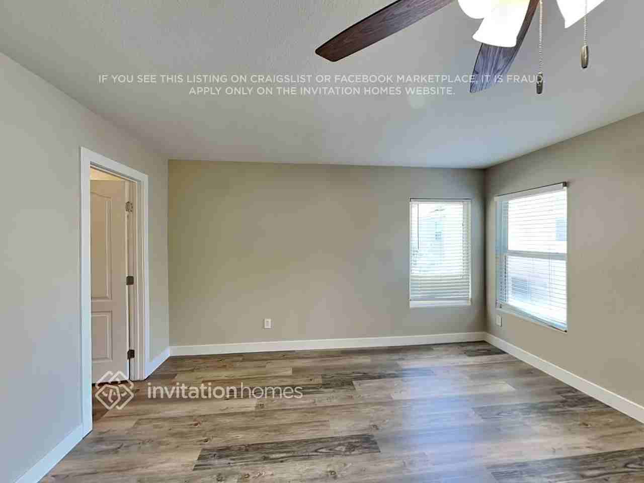133 Gilliflower Ave - Photo 7 of 19