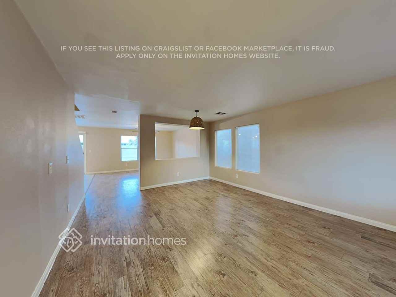 280 Bella Calabria Ave - Photo 4 of 17