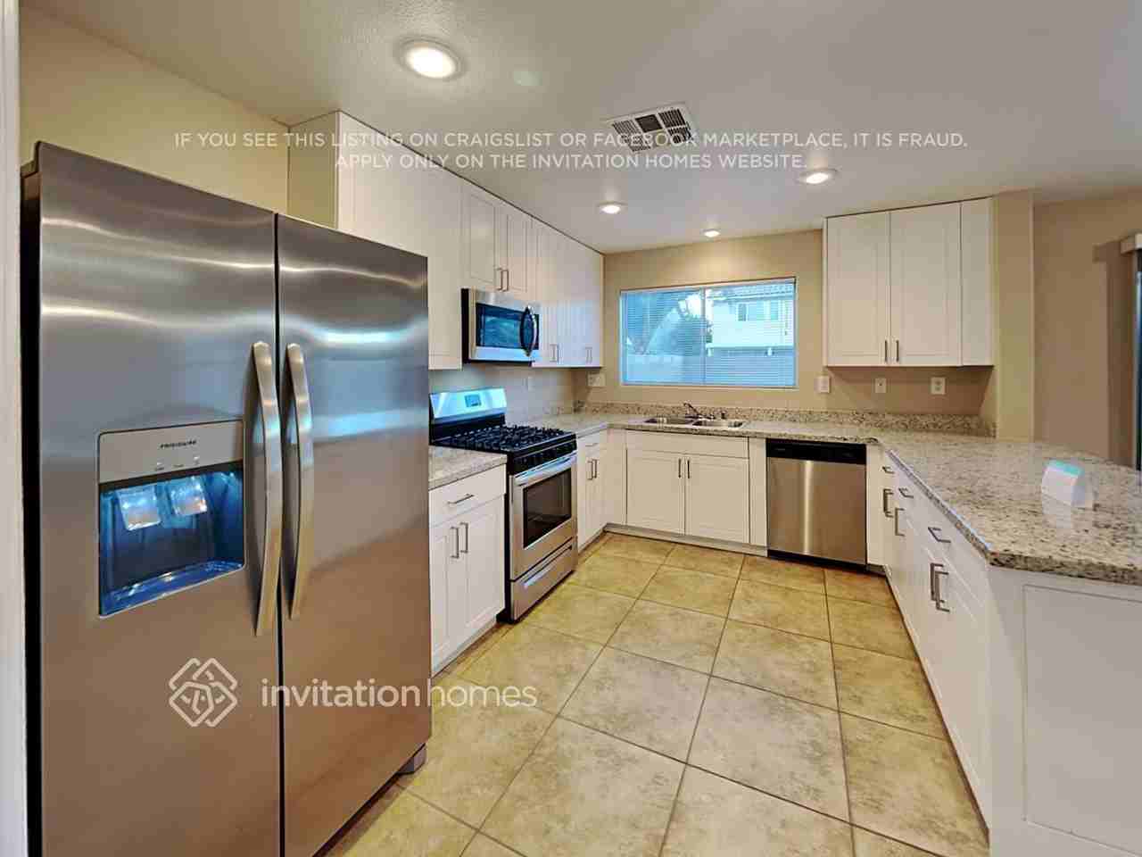 280 Bella Calabria Ave - Photo 7 of 17