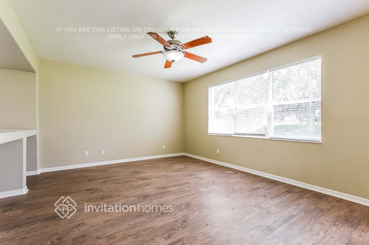 15364 Galbi Dr - Photo 7 of 18