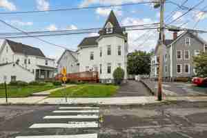 featured image of 4 Harmony St