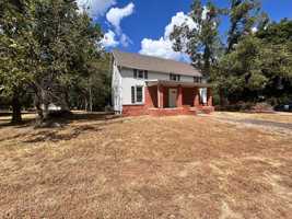 featured image of 1548 E Mission Blvd