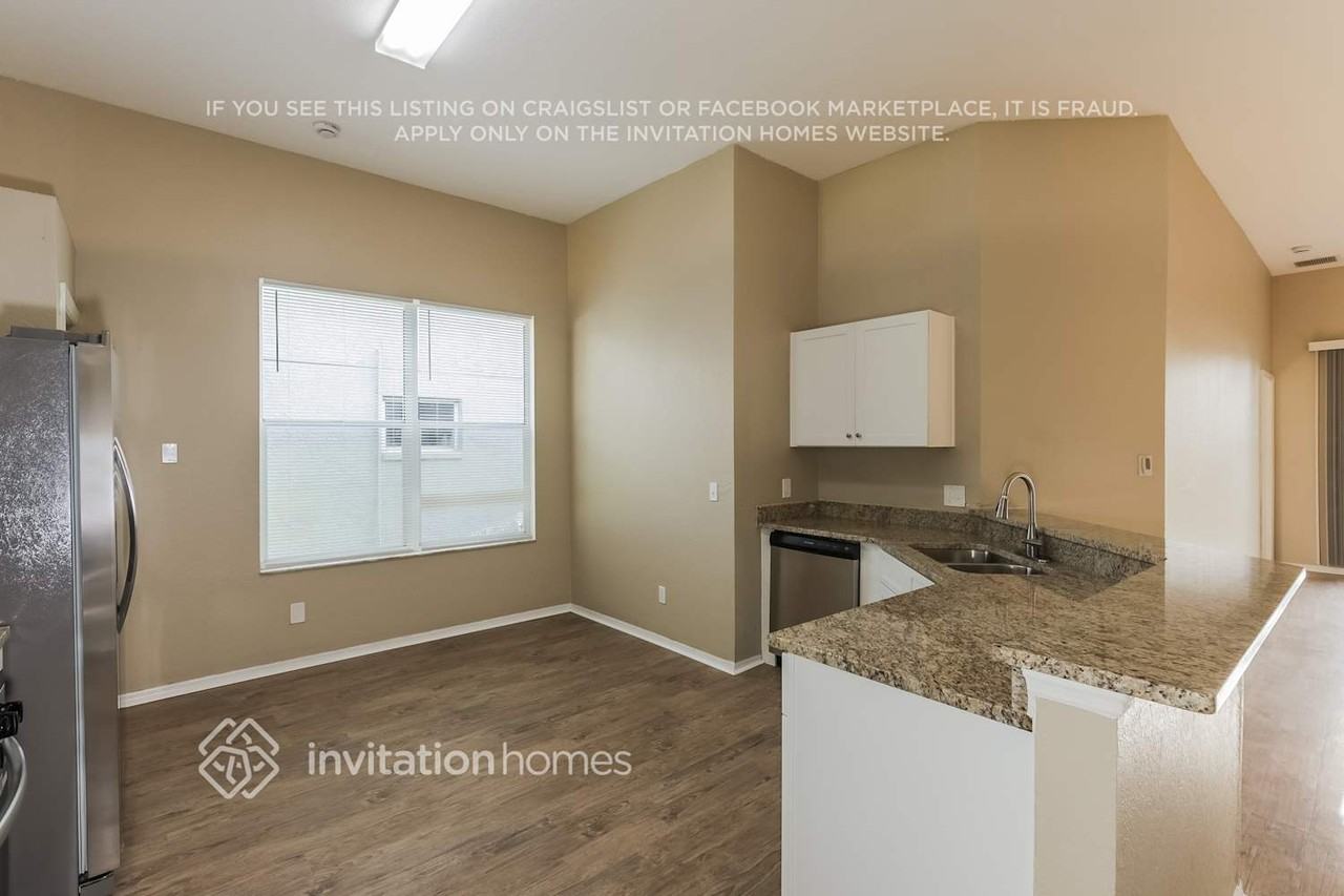 1314 Vinetree Dr - Photo 6 of 17