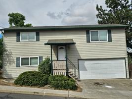 featured image of 216 Se Buff St