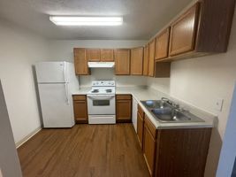 featured image of 10905 Shaker Point Way