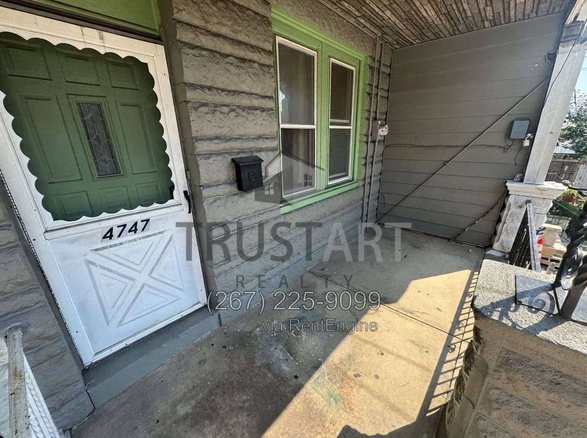 4747 N Mascher St - Photo 3 of 20