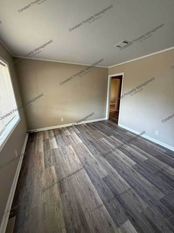 4293 Ayers Rd #4295 - Photo 2 of 12