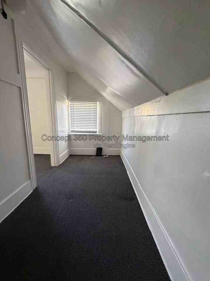 803 Magnolia Ave #1 - Photo 4 of 10