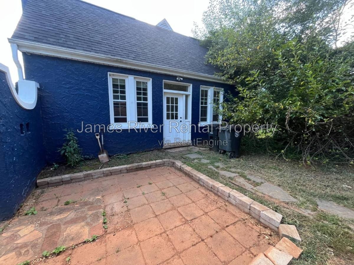 900 Dearing St - Photo 2 of 10