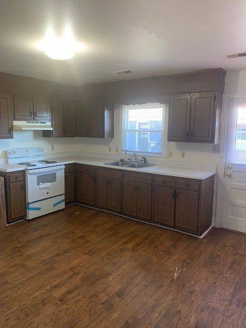 504 Davenport St #A - Photo 4 of 8