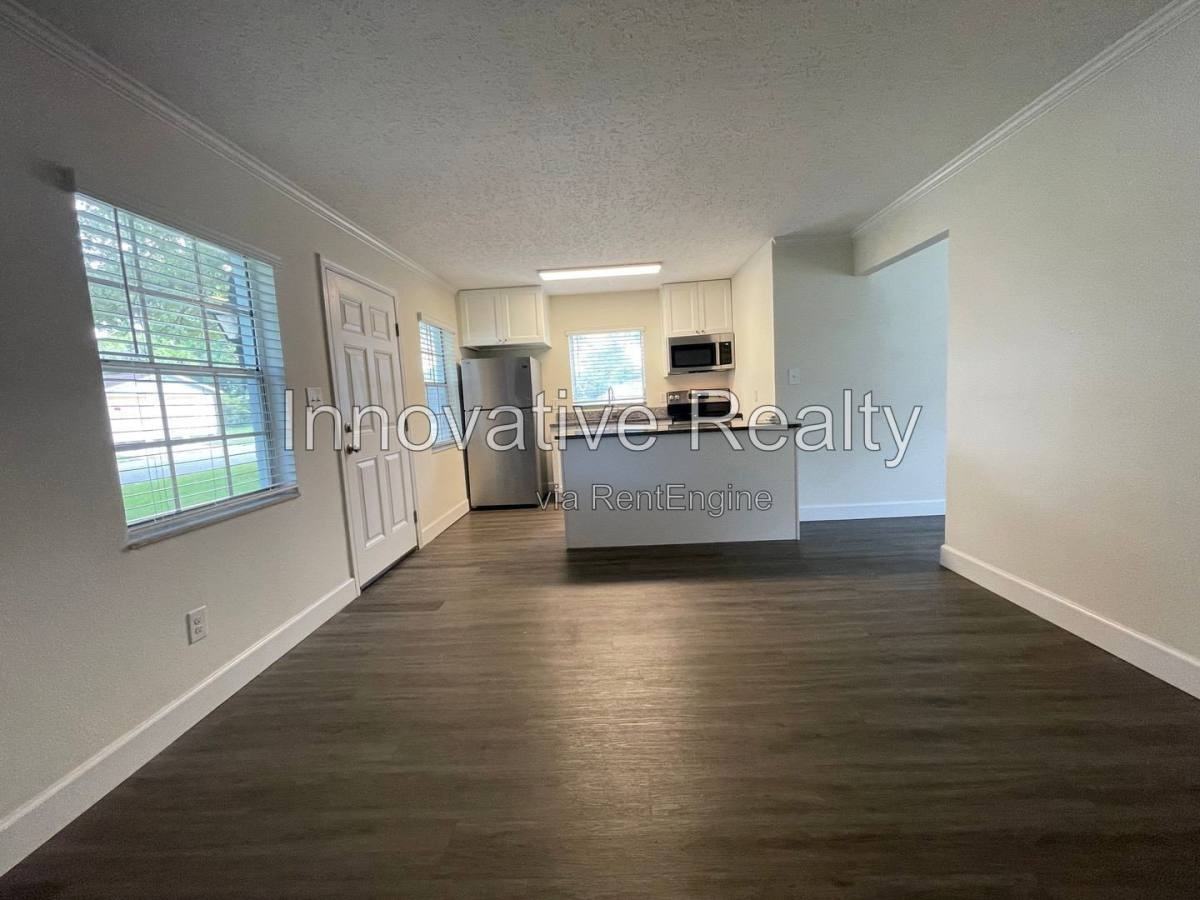 5226 Davisson Ave - Photo 2 of 16