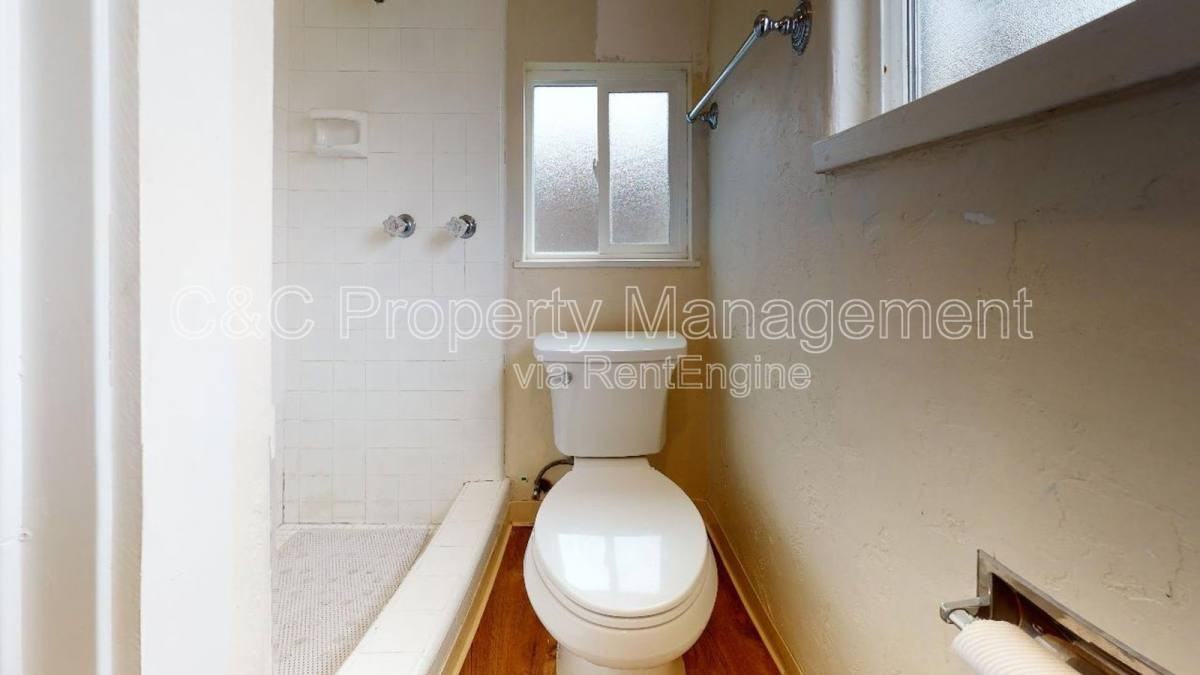 780 Amador Ave #B - Photo 3 of 6