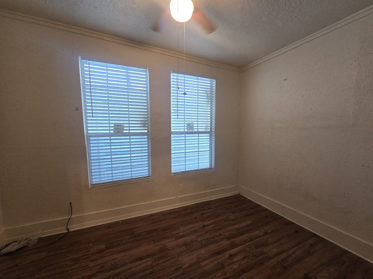 3523 Winnie St #1 - Photo 6 of 29