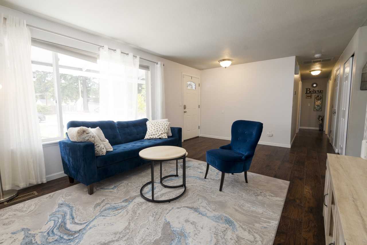 9823 Winona St Sw #1 - Photo 7 of 25
