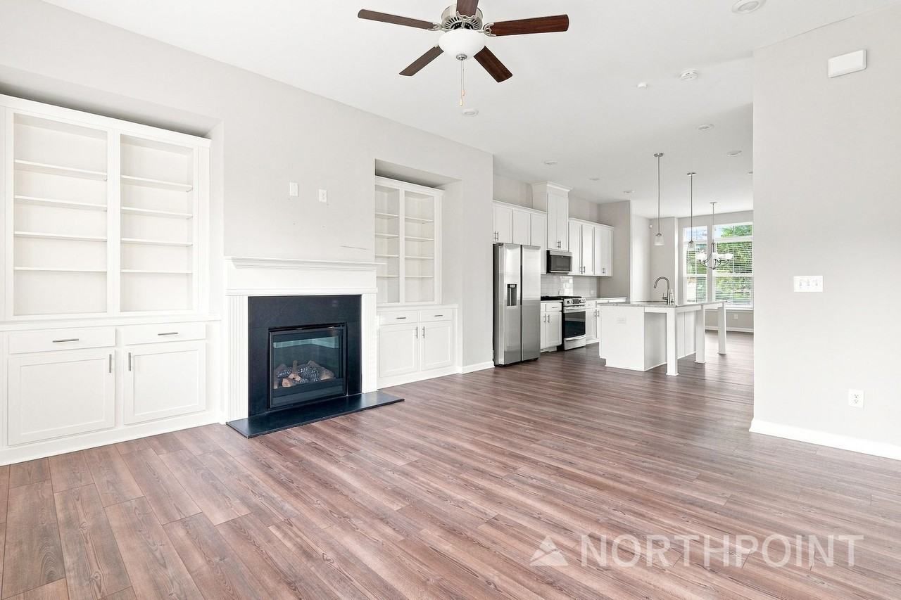 3253 Herald Dr - Photo 3 of 15