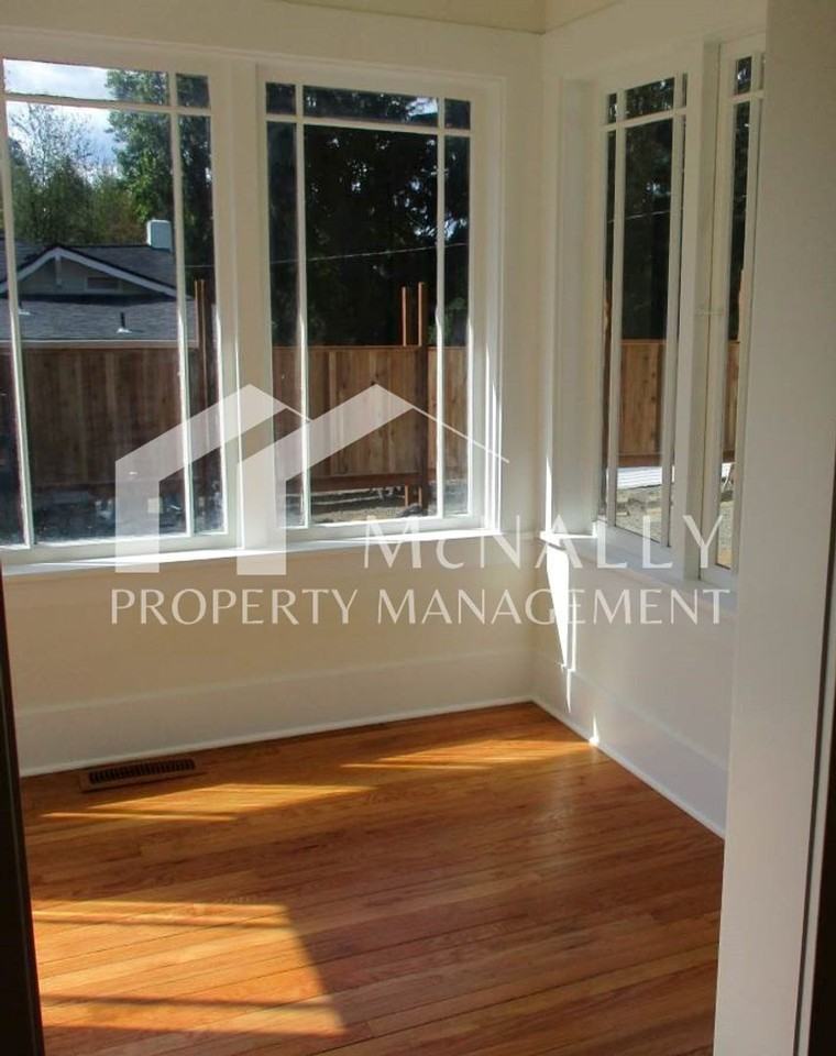14714 58th Ave Nw - Photo 5 of 29