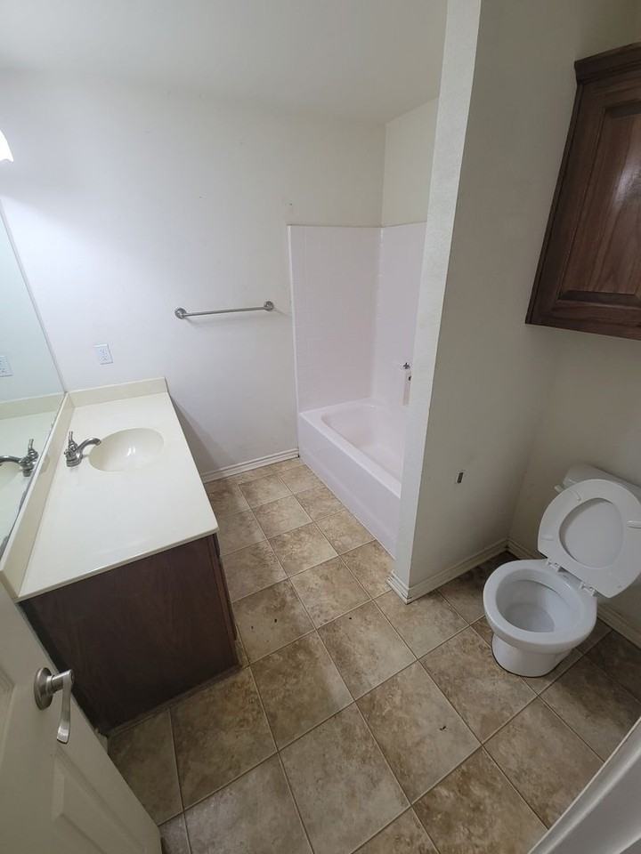 101B Mamie Ave - Photo 6 of 6