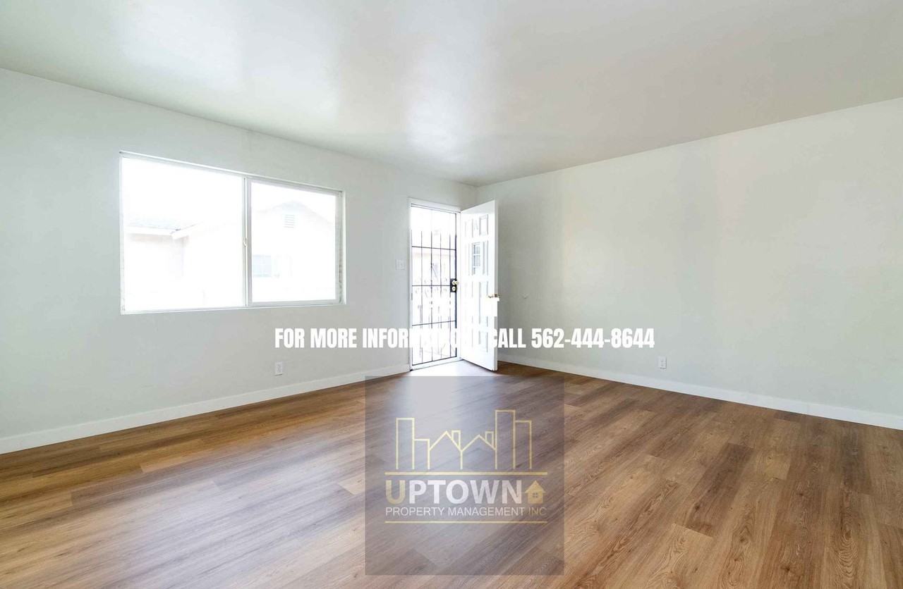 9605 Elizabeth Ave