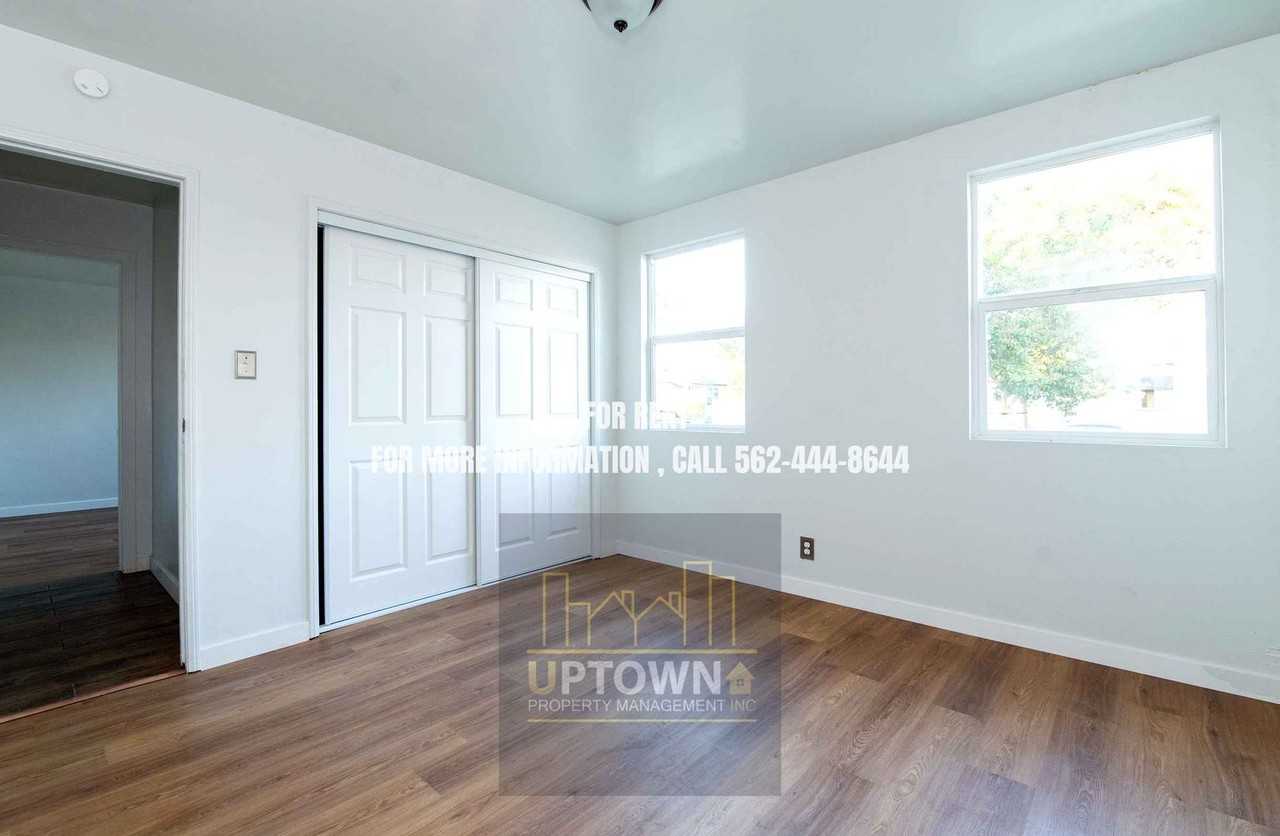 9605 Elizabeth Ave - Photo 7 of 14