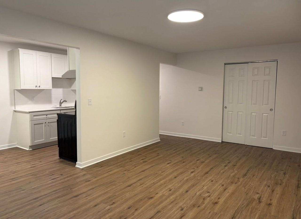 1920 Roosevelt Dr - Photo 3 of 4