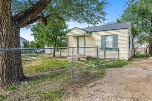 featured image of 1402 Dunaway St