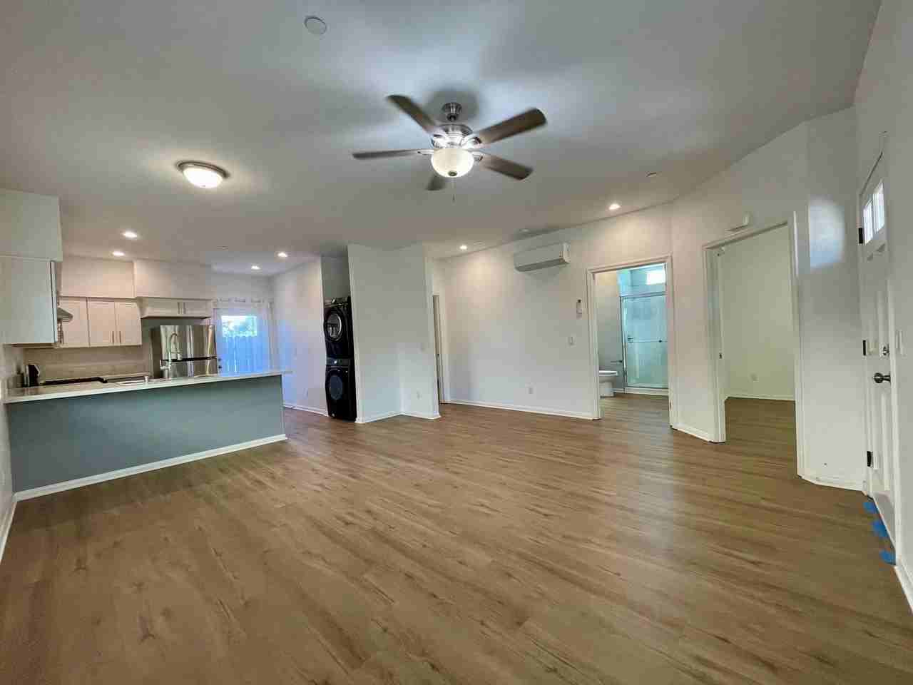 130 E Washington Ave - Photo 2 of 18