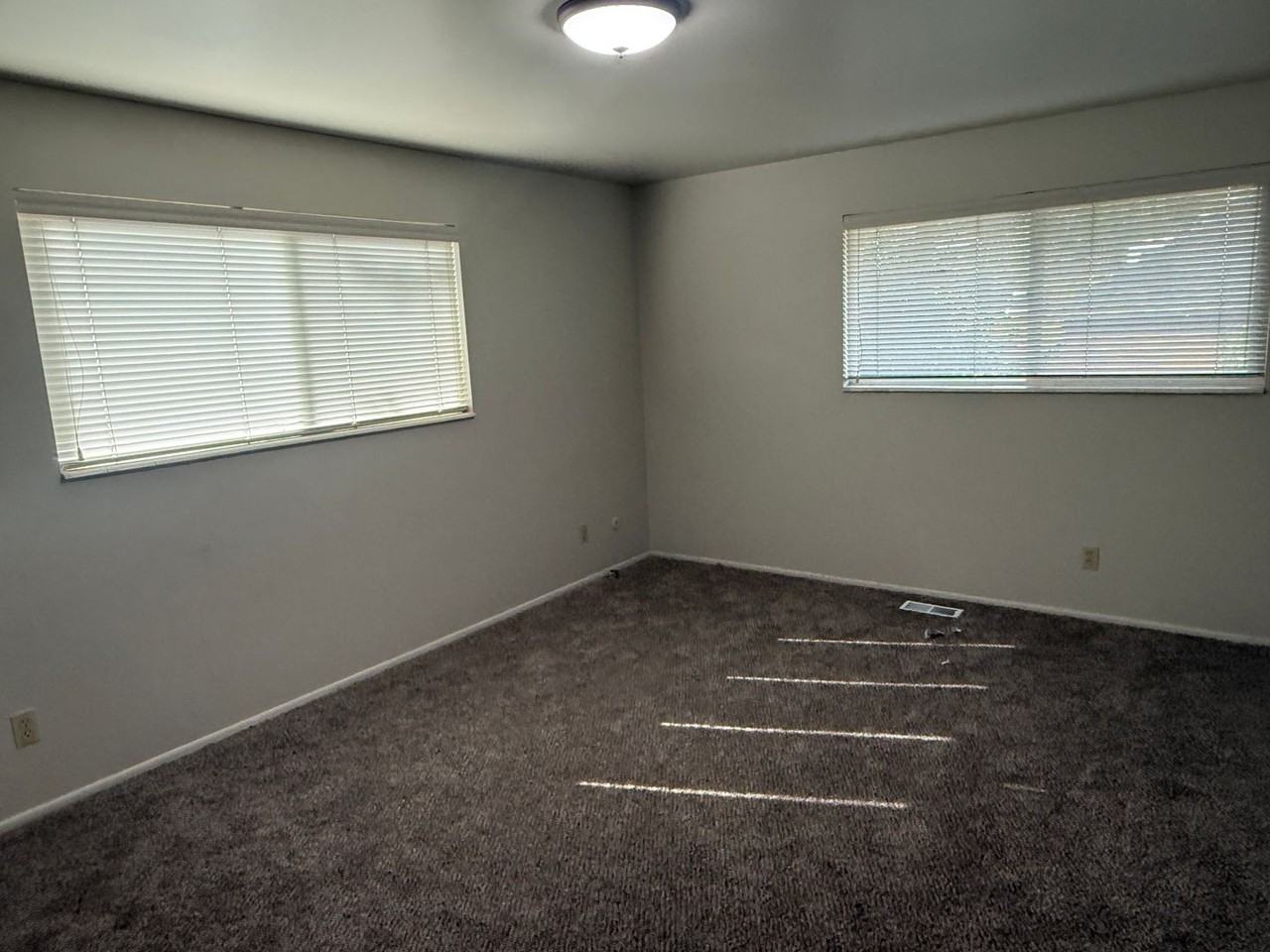 2587 N 550 E - Photo 6 of 12
