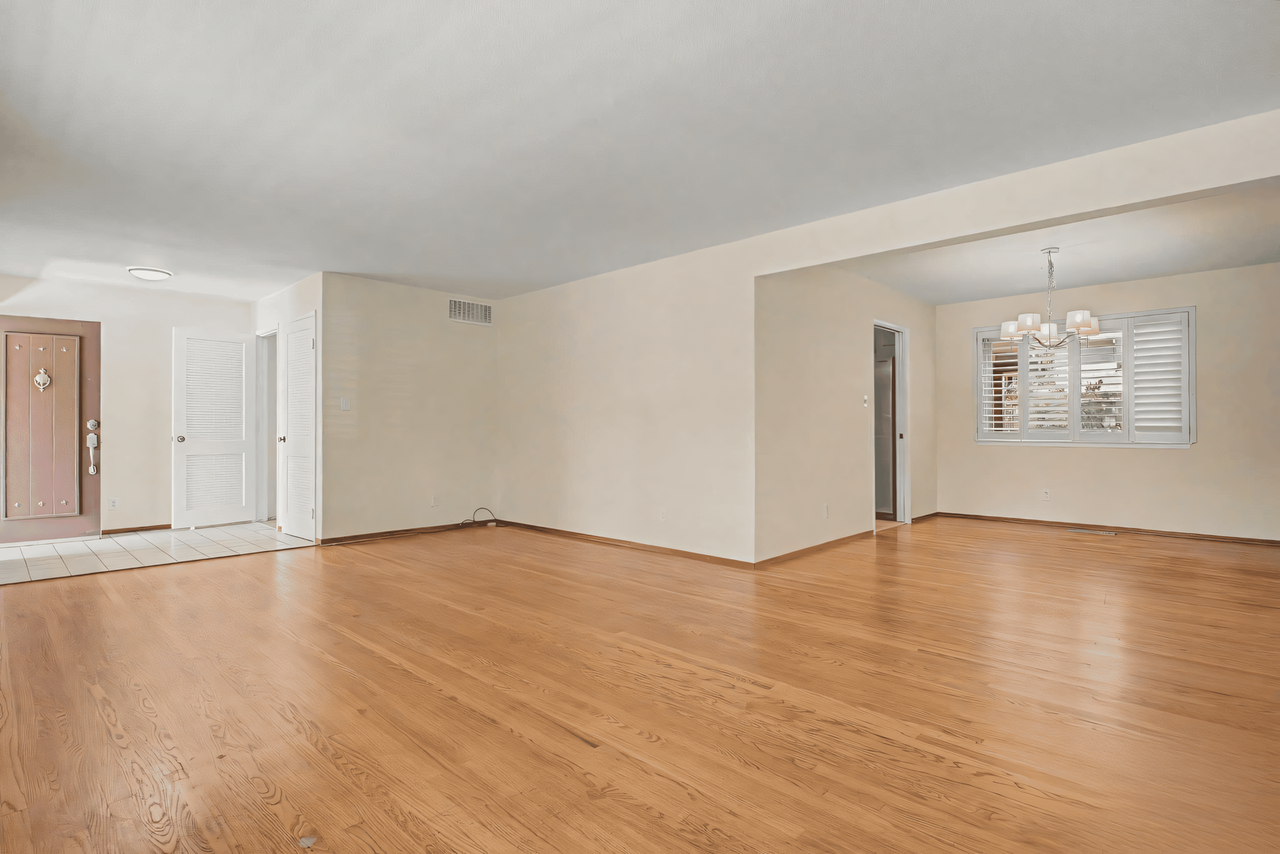 5291 Crestline Way - Photo 4 of 16