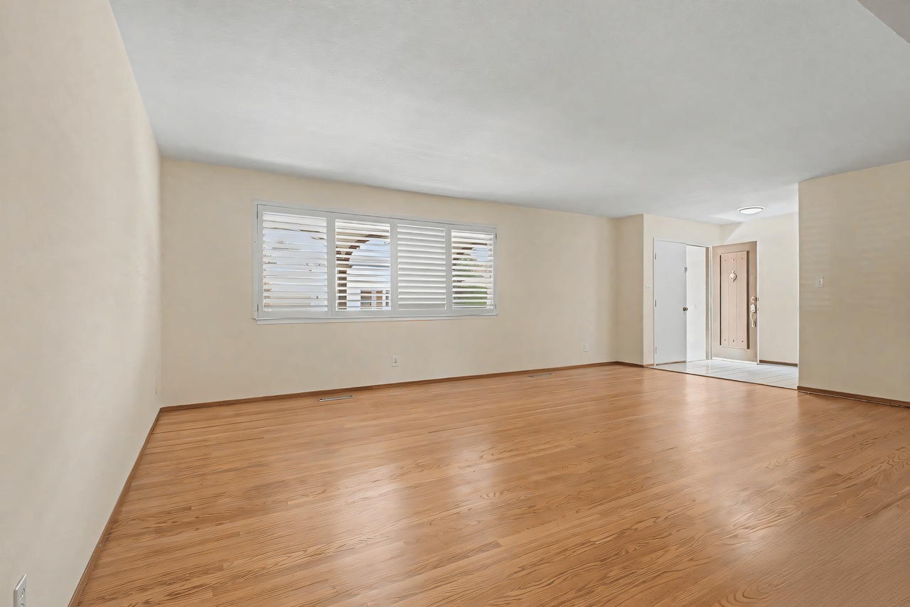 5291 Crestline Way - Photo 6 of 16