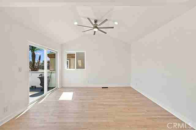 137 Lyndon St - Photo 2 of 8