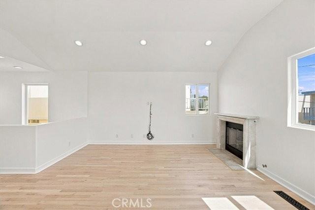 137 Lyndon St - Photo 6 of 8