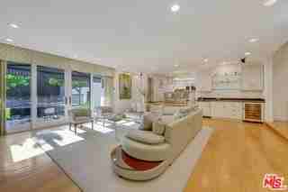 507 N Arden Dr - Photo 5 of 8